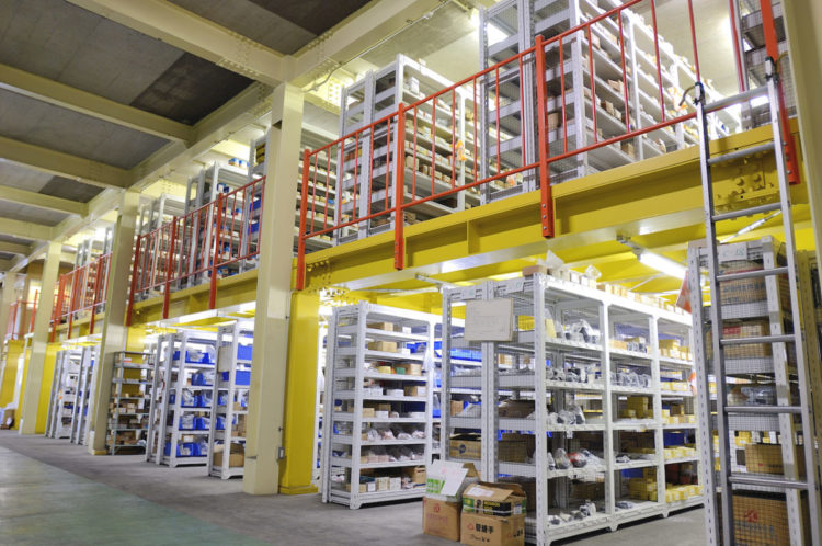 オノウエ,長崎,ネジ,ねじ,ボルト,ナット,物流,倉庫