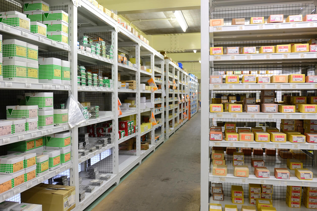 倉庫内画像