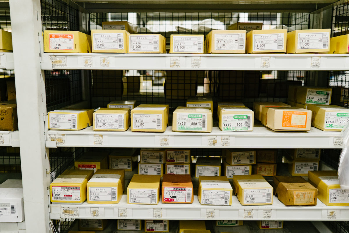 オノウエ,長崎,ネジ,ねじ,ボルト,ナット,物流,倉庫