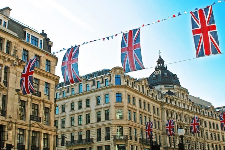 ジョセフ・ウィットウォース,規格化,歴史,ねじ,ボルト,ナット