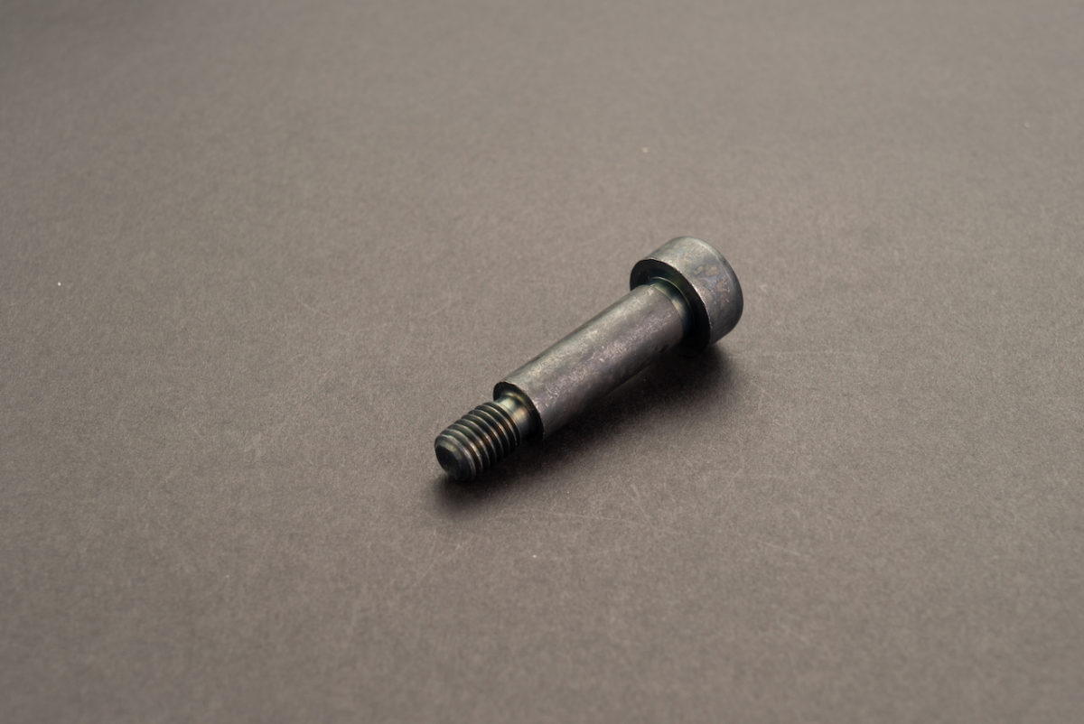 六オノウエ,長崎,ネジ,ねじ,ボルト,ナット,六角穴付きショルダボルト