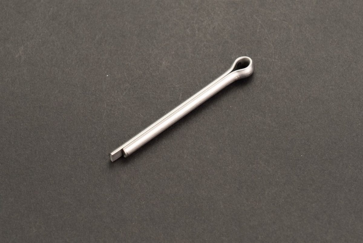 ネジナラ 割ピン 真鍮 4.5×20 (5個入) - ネジ・釘・金属素材