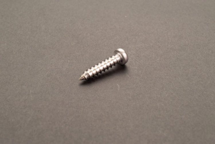 長崎,オノウエ,ネジ,ボルト,ナット,タッピン,下穴